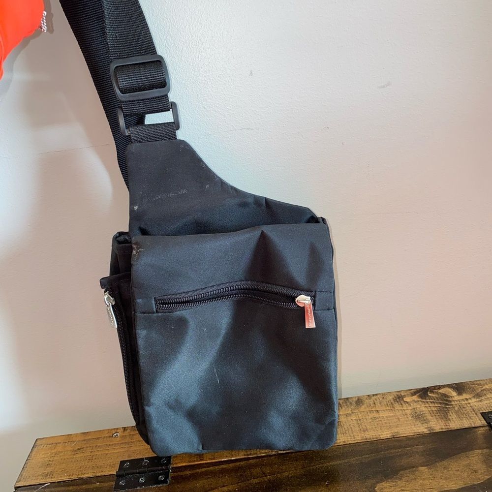 Travelon Anti-Theft Black Crossbody Shoulder Bag